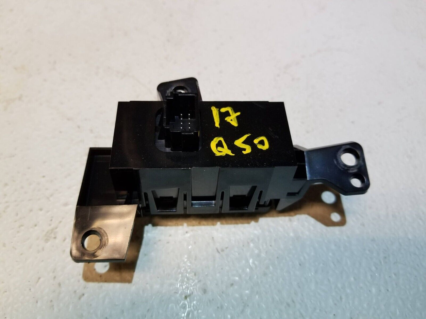 16 17 18 19 20 Infiniti Q50 Traction Control & Trunk Release Switch OEM