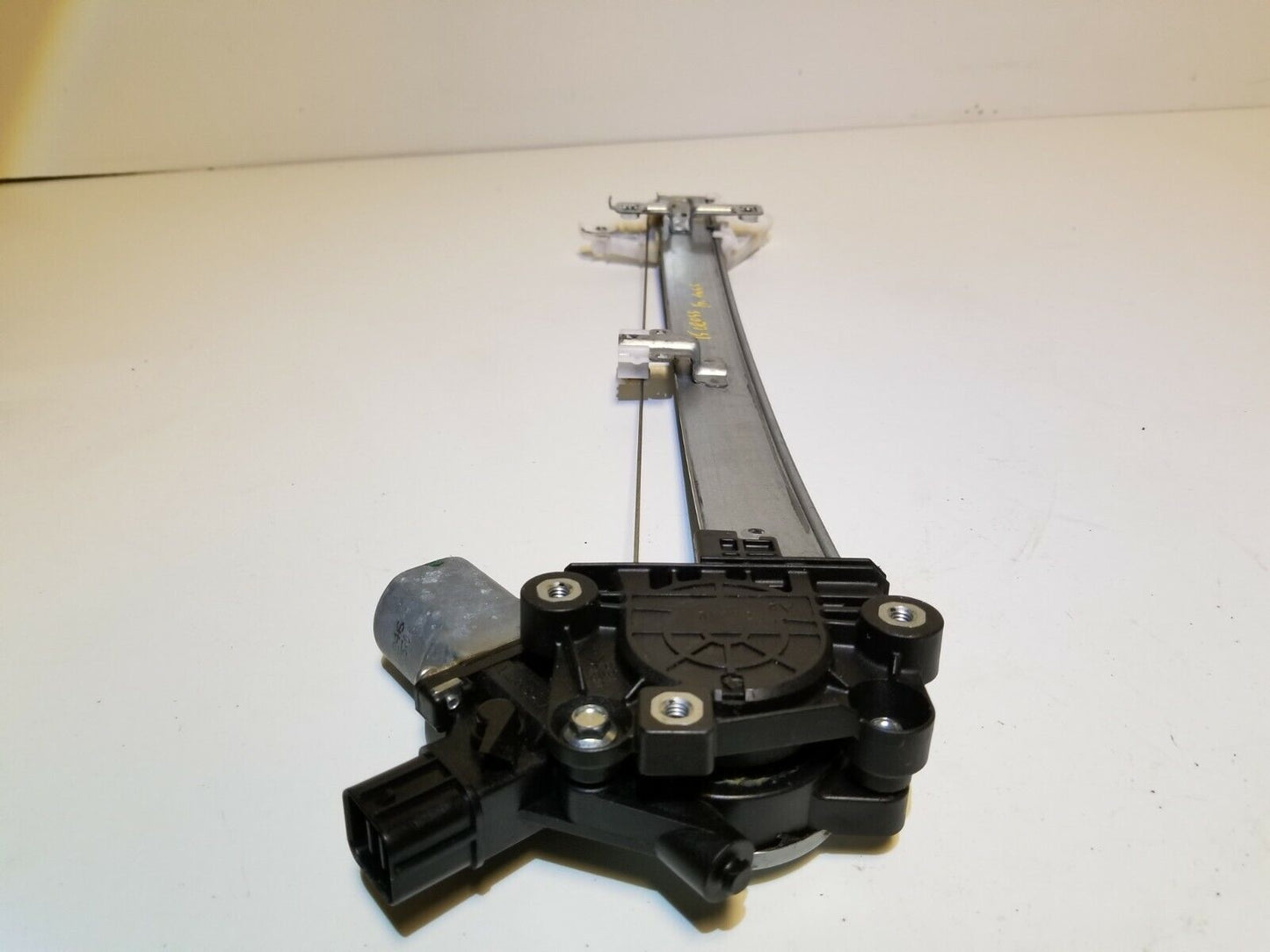 13 14 15 Subaru Xv Crosstrek Front Right Pass Window Regulator Motor OEM 86k