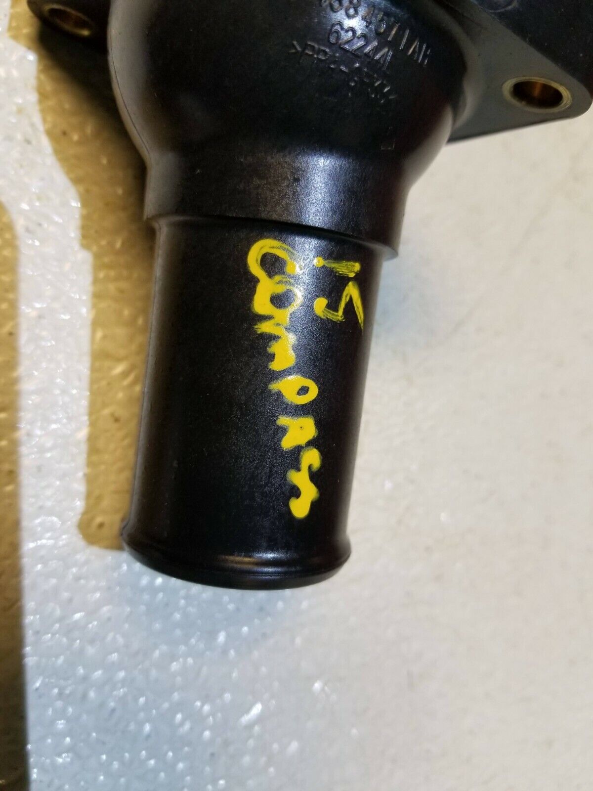 13 14 15 16 Jeep Compass 2.4l Thermostat Housing 04884571 OEM