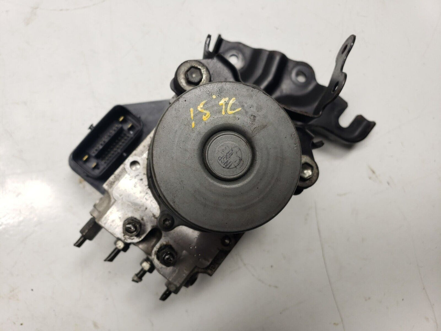 11 12 13 14 15 16 Scion Tc ABS Anti Lock Brake Pump OEM