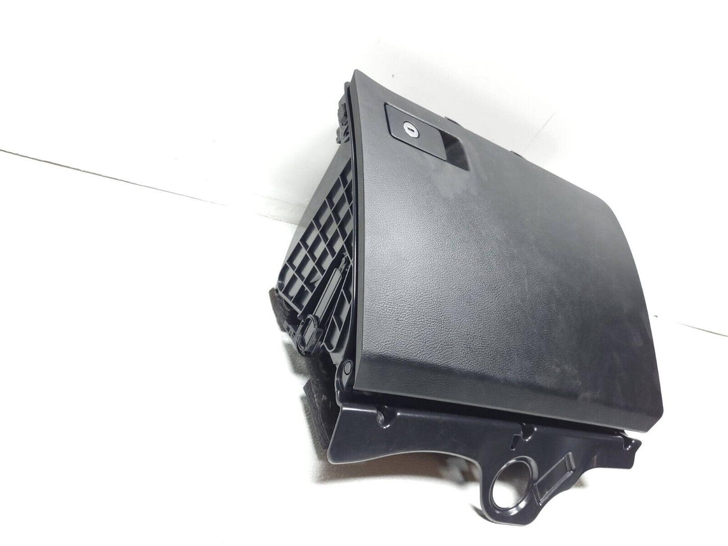 09 10 11 12 Volkswagen Cc Glove Box 3aa857938 OEM