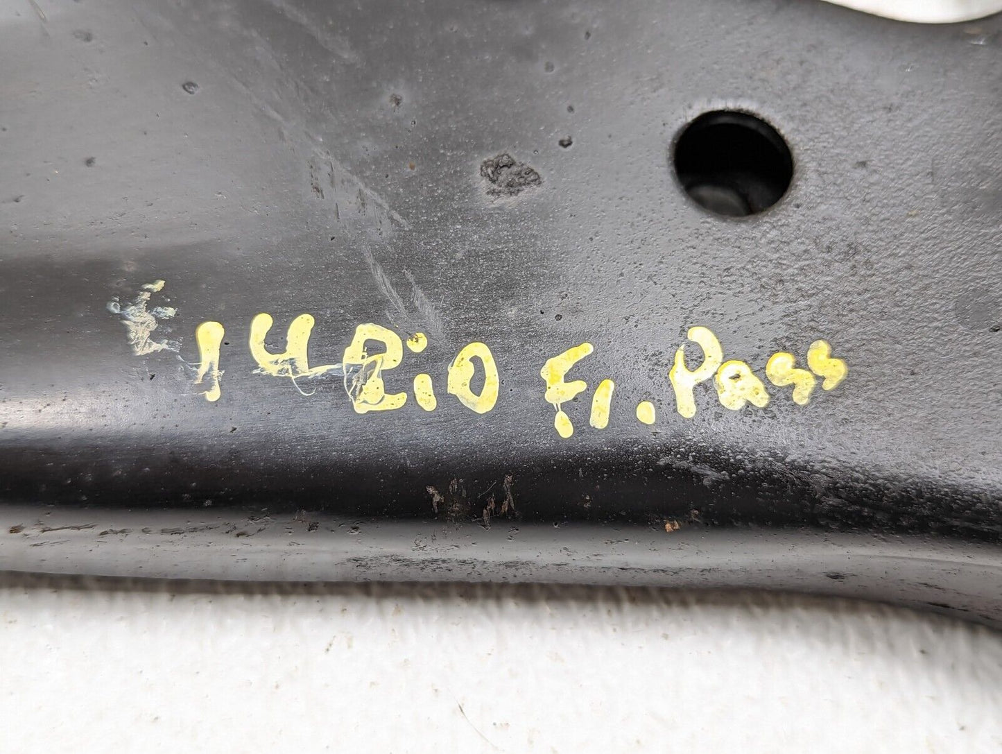 12 13 14 15 Kia Rio Front Lower Control Arm Passenger Right Side OEM