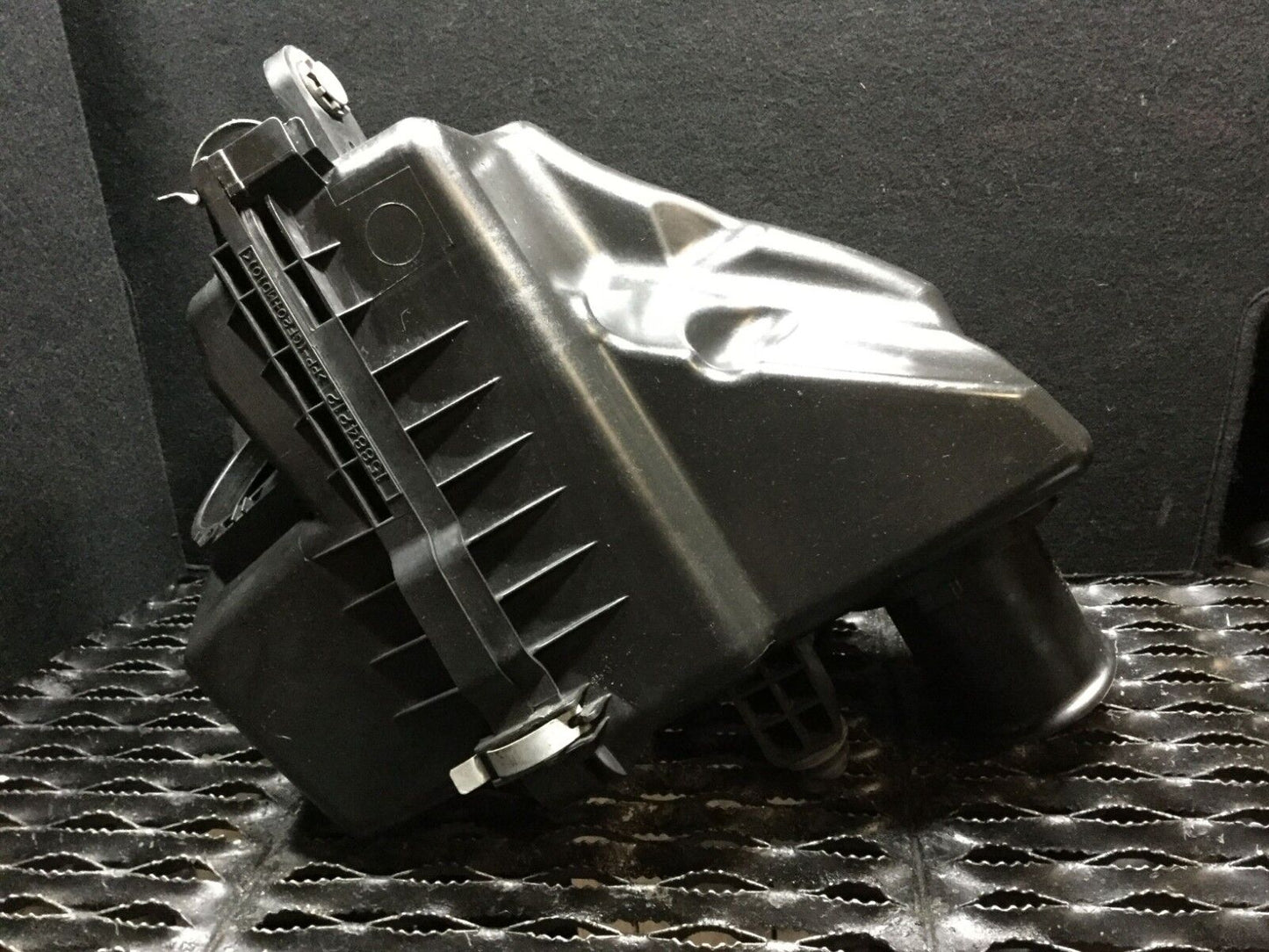 07 08 09 Suzuki Vitara Xl-7 Xl7 3.6l Air Box Cleaner Assembly OEM