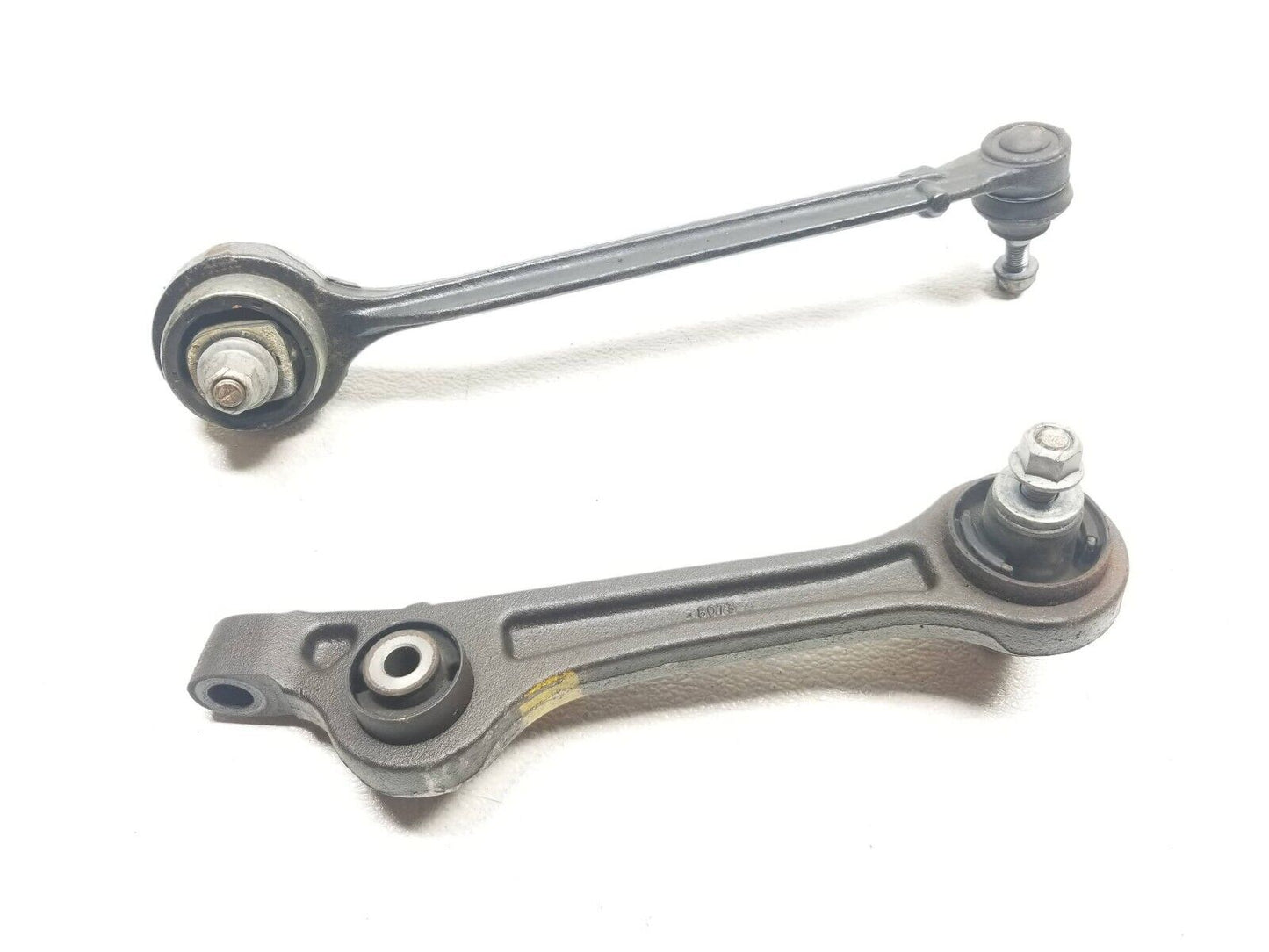 15 16 17 18 Dodge Challenger 3.6l RWD Front Control Arm Right Pass 2pcs OEM 36k