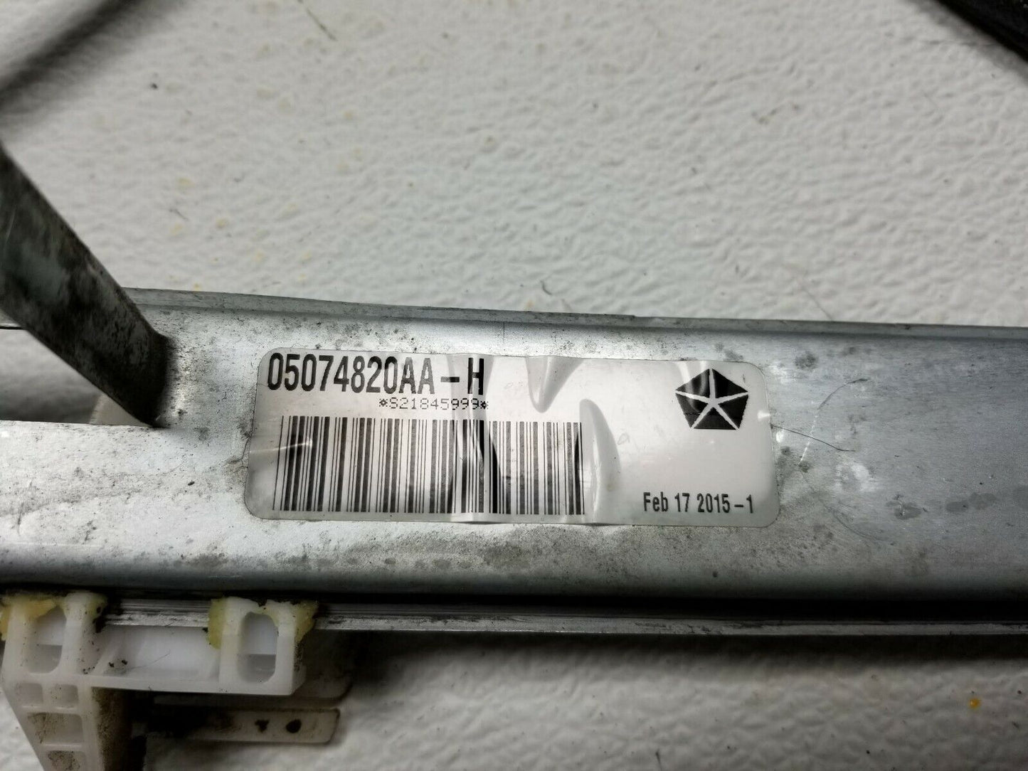 13 14 15 16 Jeep Compass Front Right Passenger Door Window Regulator & Motor OEM