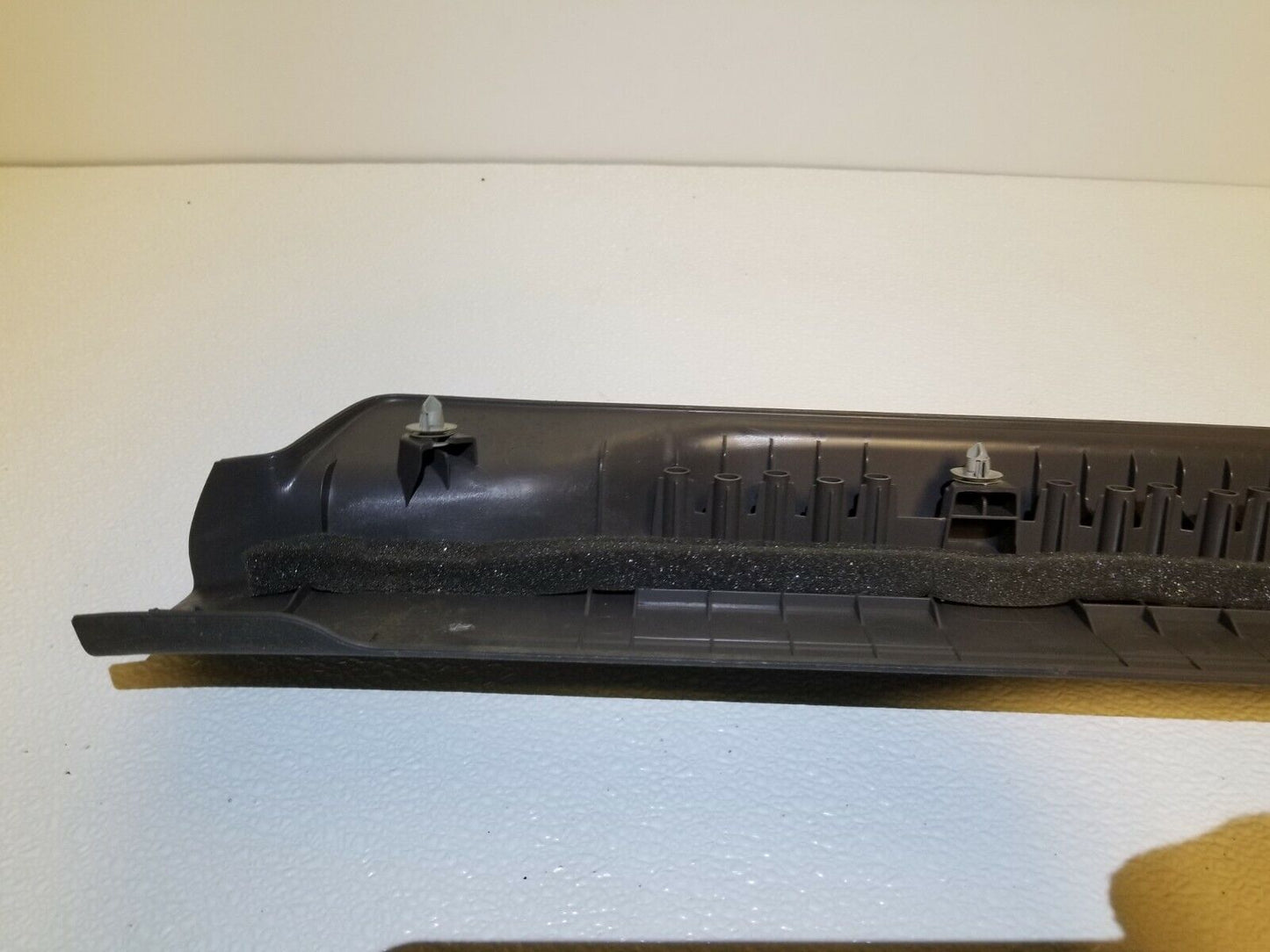 11 12 13 Honda Odyssey Front Left Driver Door Scuff Plate Trim OEM