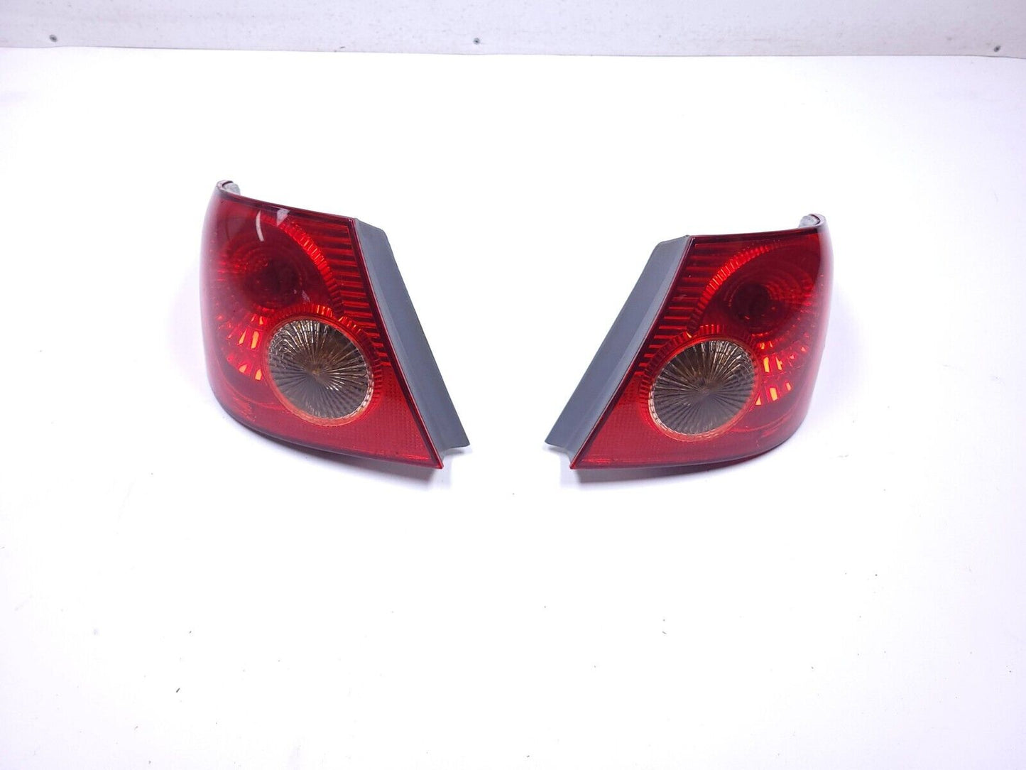 03 - 08 Toyota Corolla Tail Light Outer Left & Right Set OEM
