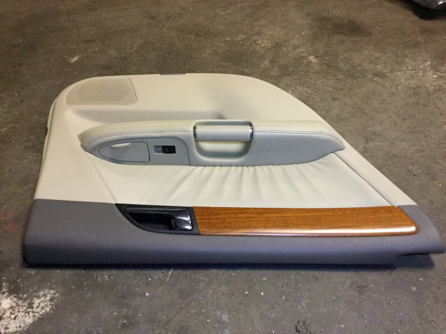 06 07 08 09 10 Infiniti M35 Rear Left Door Trim Panel Driver Side OEM
