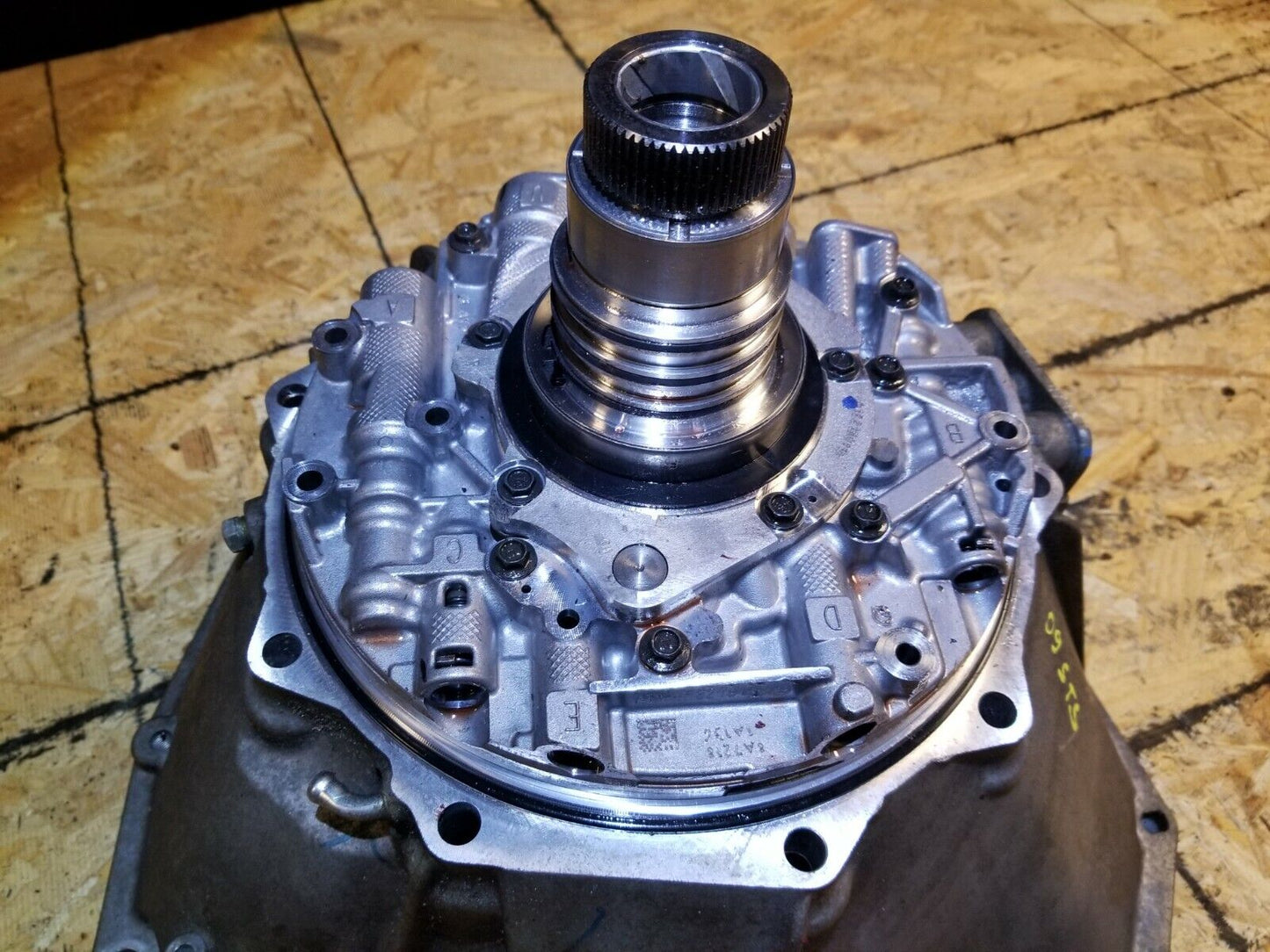 2009 2010 Cadillac STS AWD Automatic Transmission Case OEM 62k