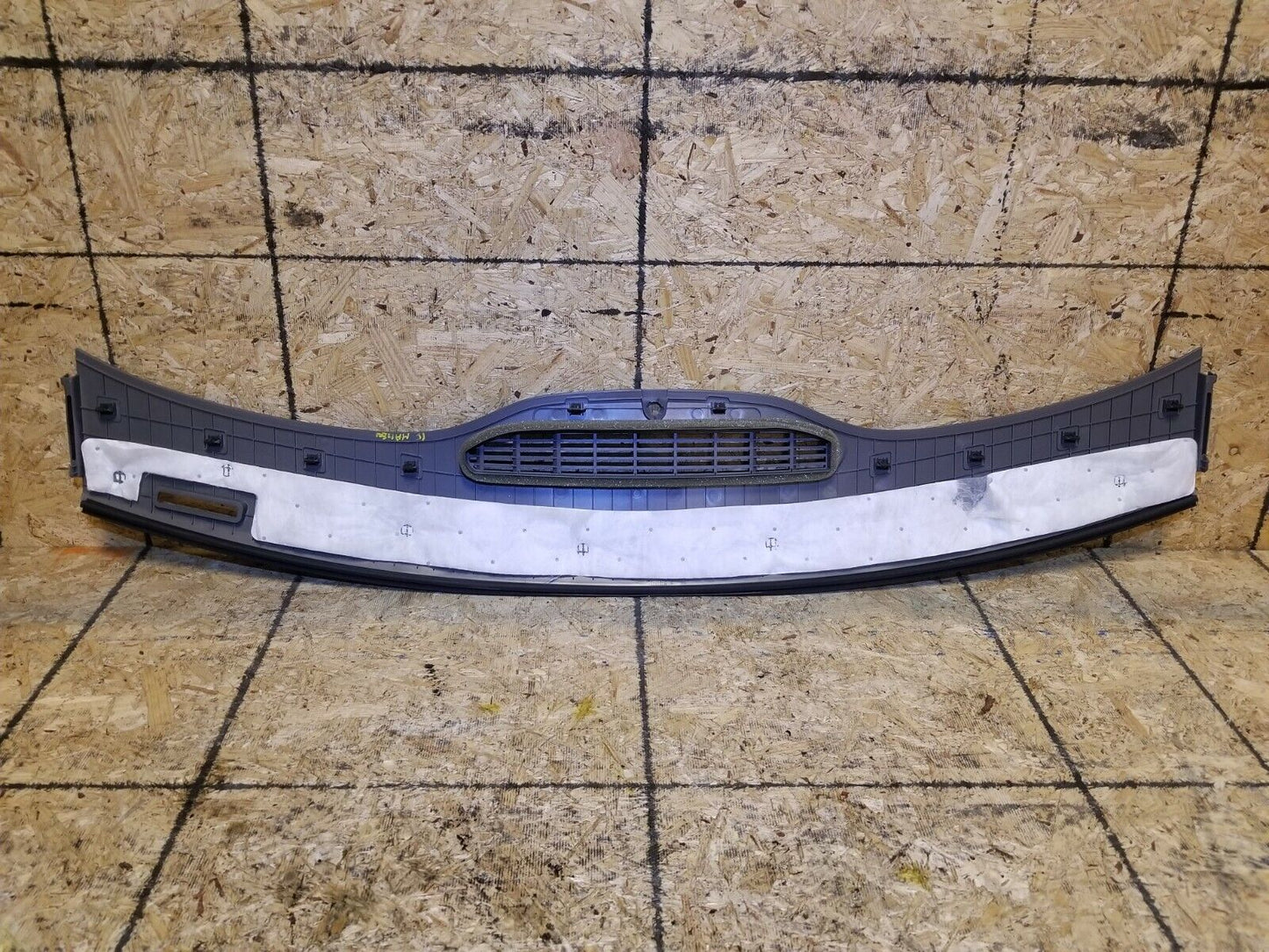 08 09 10 11 12 Chevy Malibu Dash Windshield Defrost Vent Cowl Panel OEM