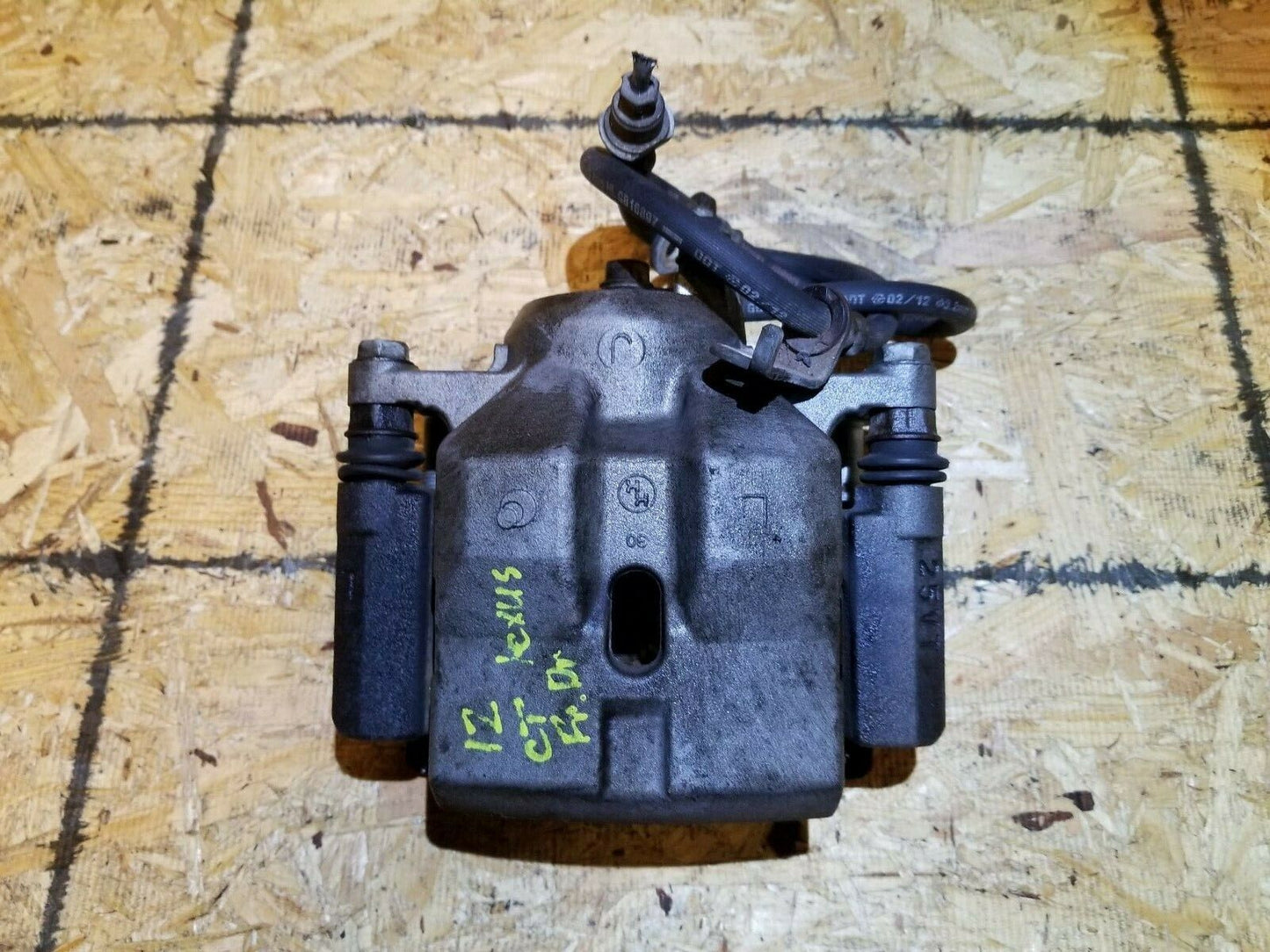 11 12 13 14 15 Lexus CT200h Front Left Driver Side Brake Caliper OEM