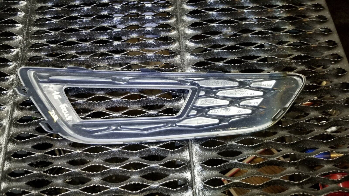15 16 17 18 Ford Focus Front Left Driver Fog Light Trim Bezel Fm5j19953 OEM 14k