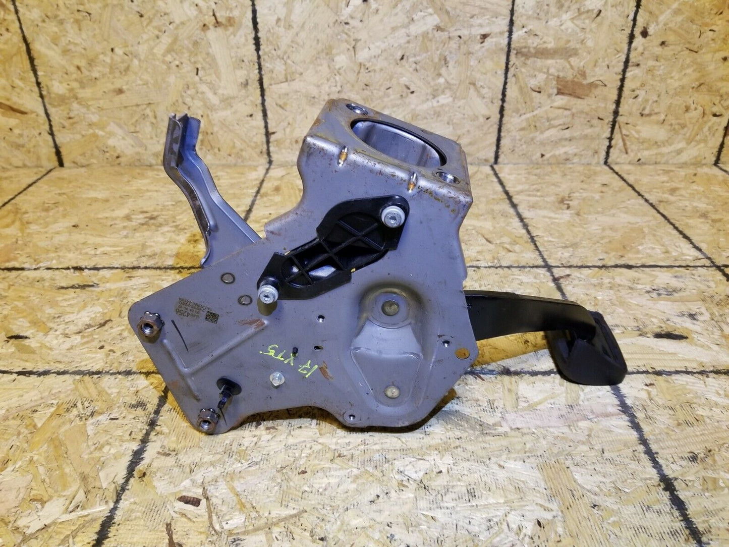 17 18 19 20 Cadillac Xt5 Brake Pedal OEM 34k