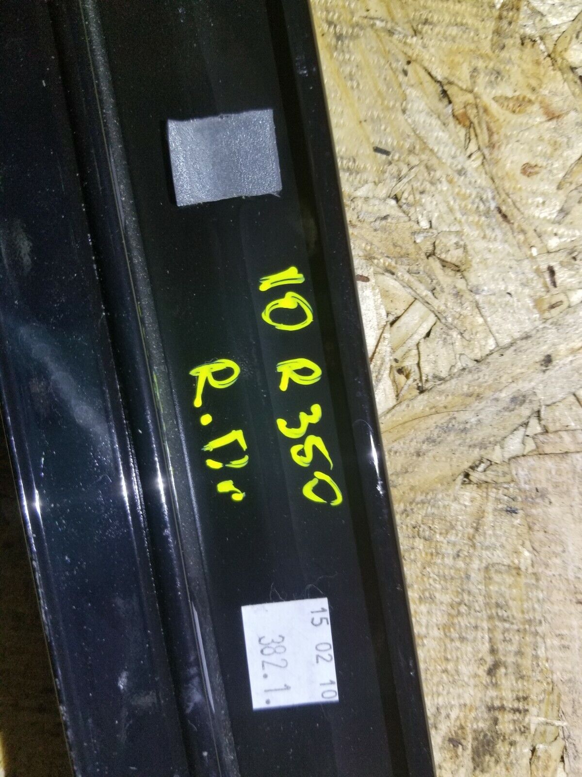 07 08 09 10 Mercedes R350 Rear Left Driver Door Molding Trim C Pillar OEM