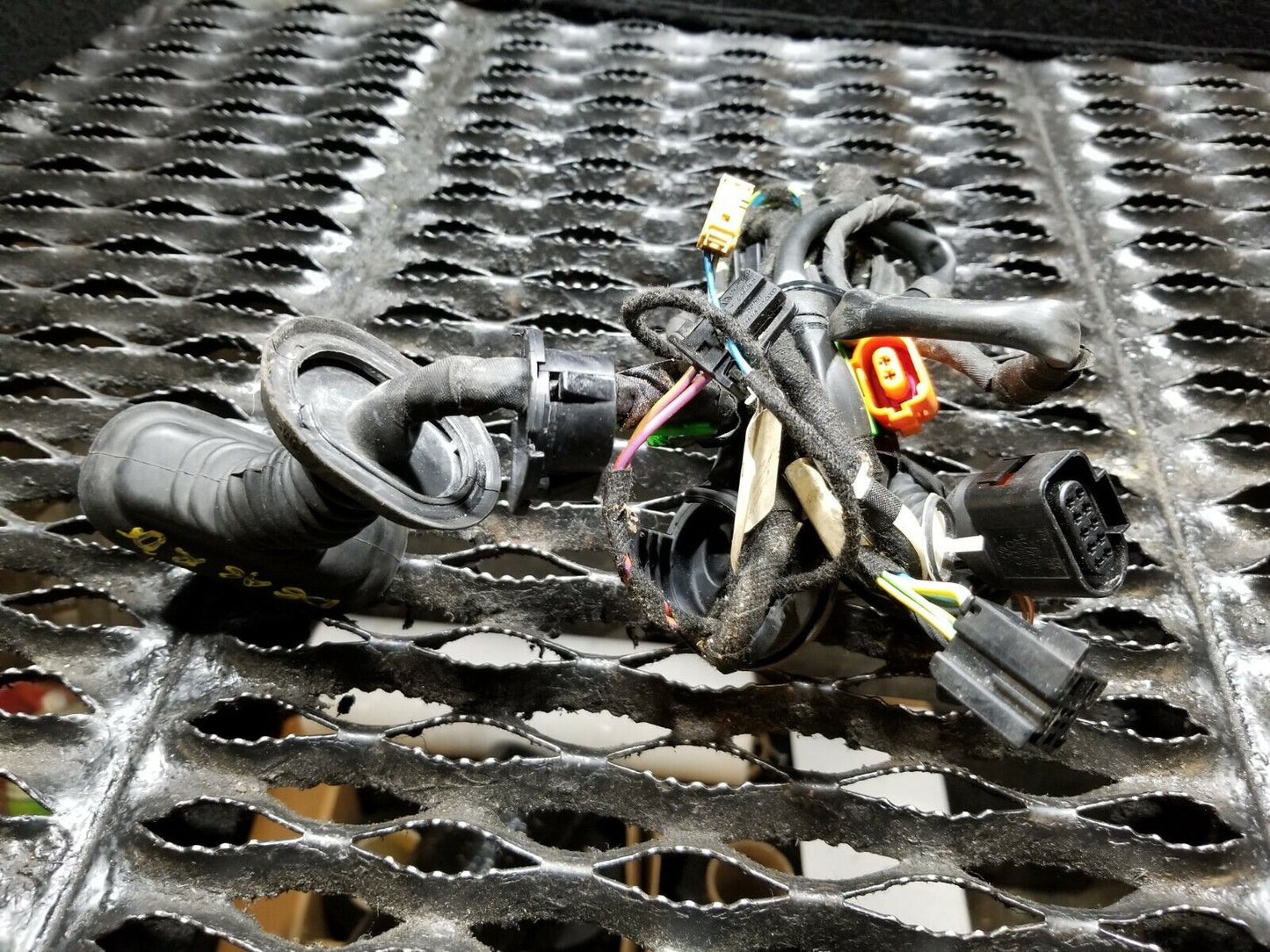 05 06 07 08 Audi A6 C6 Sedan Rear Left Driver Door Wire Harness OEM