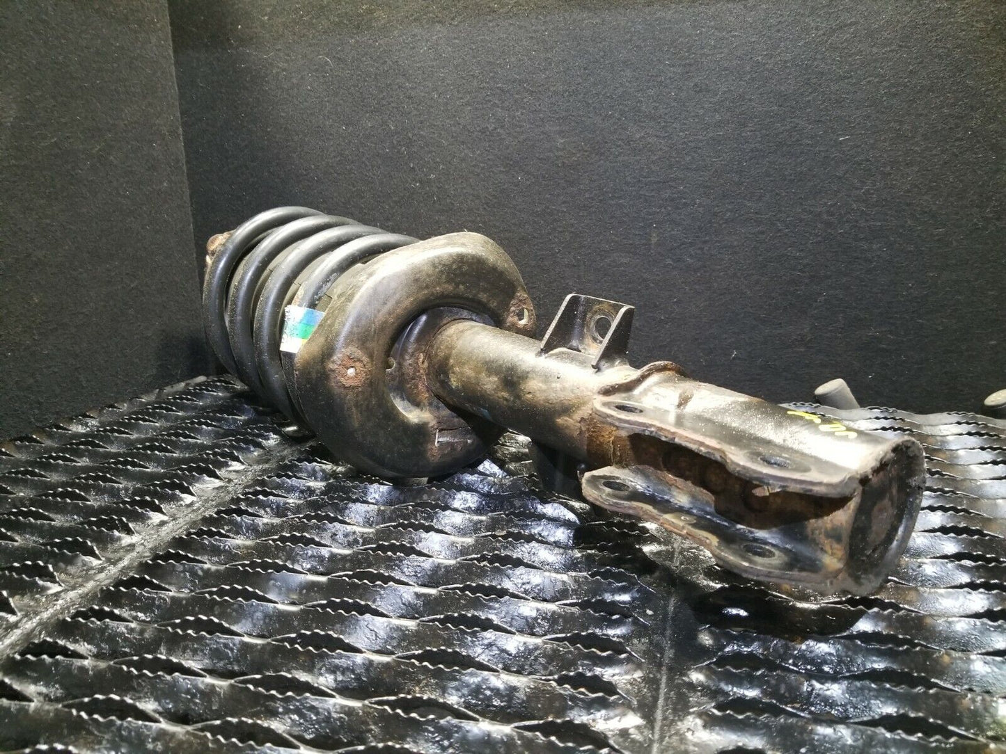 06 07 08 09 Saab 9-5 Aero 2.3t Front Left Driver Shock Strut Absorber OEM