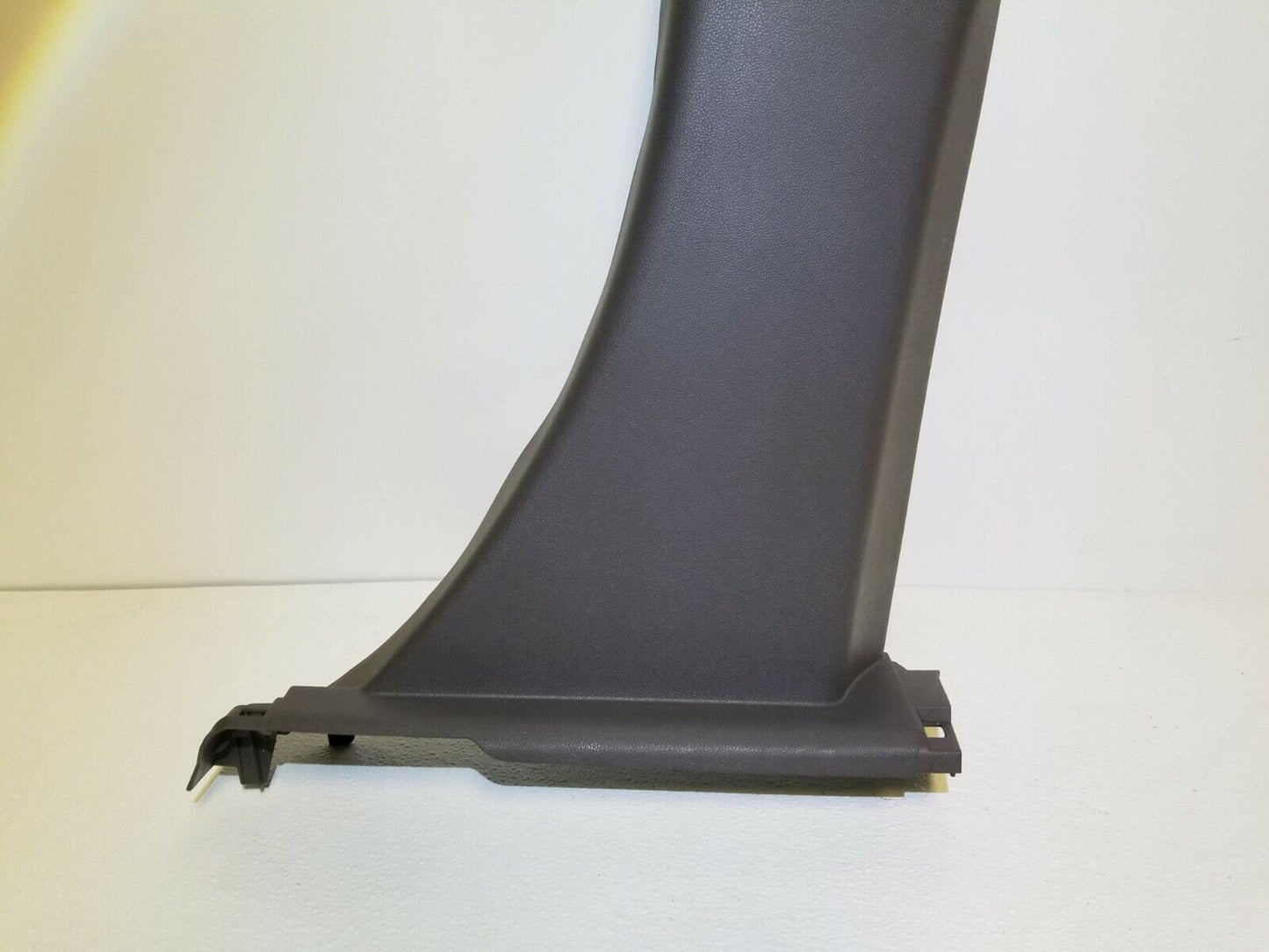 11 12 13 Honda Odyssey Passenger Side B Pillar Lower Trim OEM