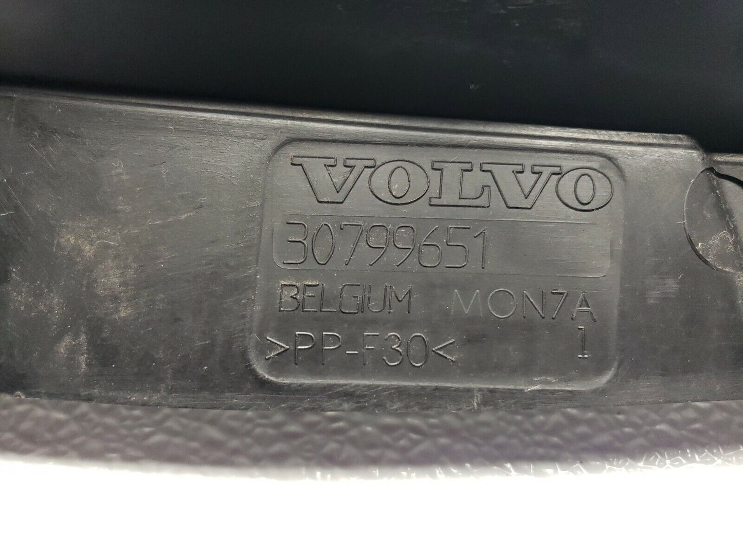10 11 12 13 Volvo XC60 Windshield Wiper Cowl Vent Grille OEM
