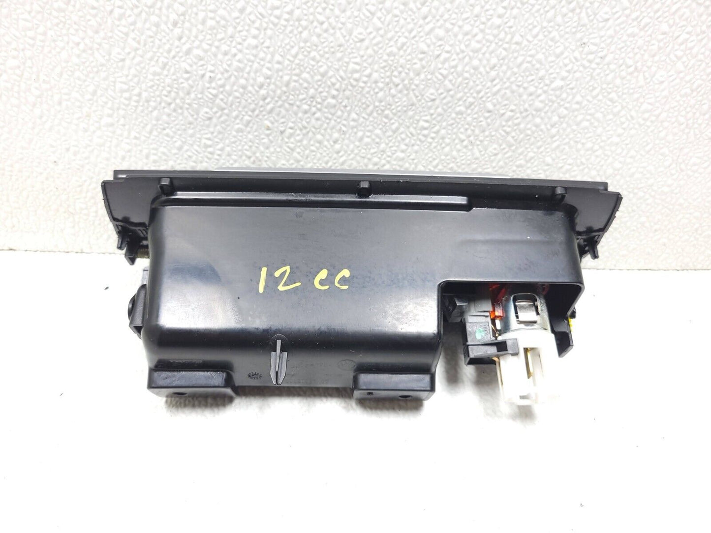 09 10 11 12 Volkswagen Cc Center Console Ashtray OEM