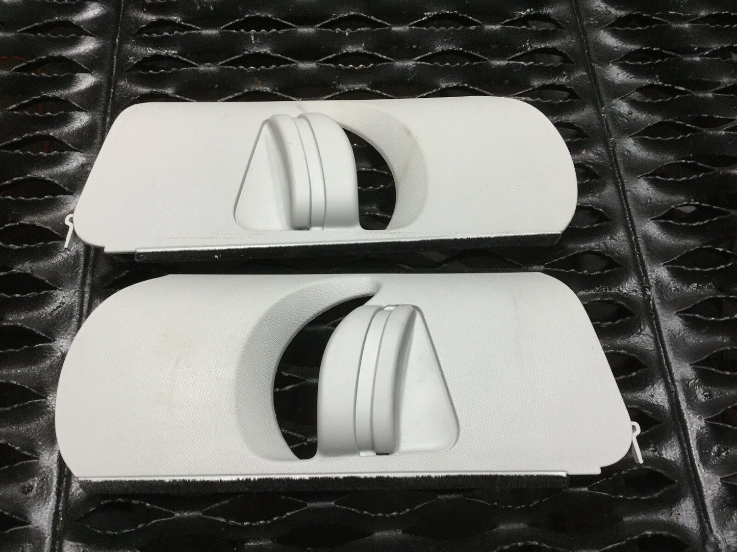 11 12 13 14 15 16 17 VW Jetta Right & Left Center Upper B-pillar Trim Pair OEM