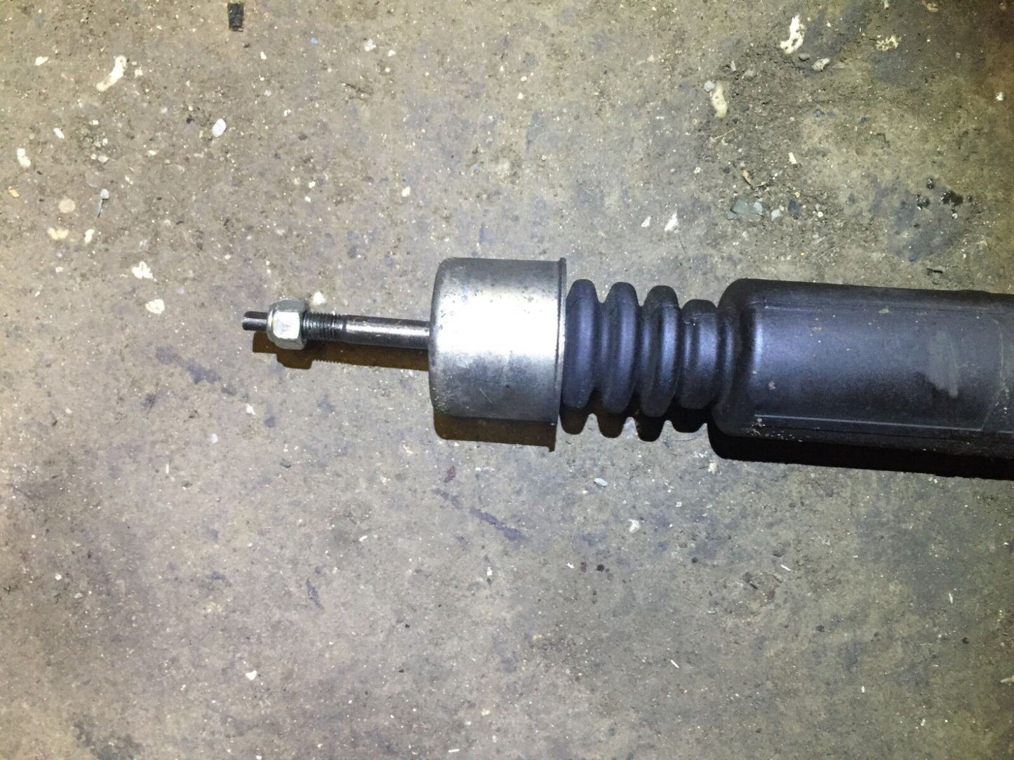 09 10 11 12 Nissan Versa Htch Rear Shock Strut Absorber OEM D17 84k