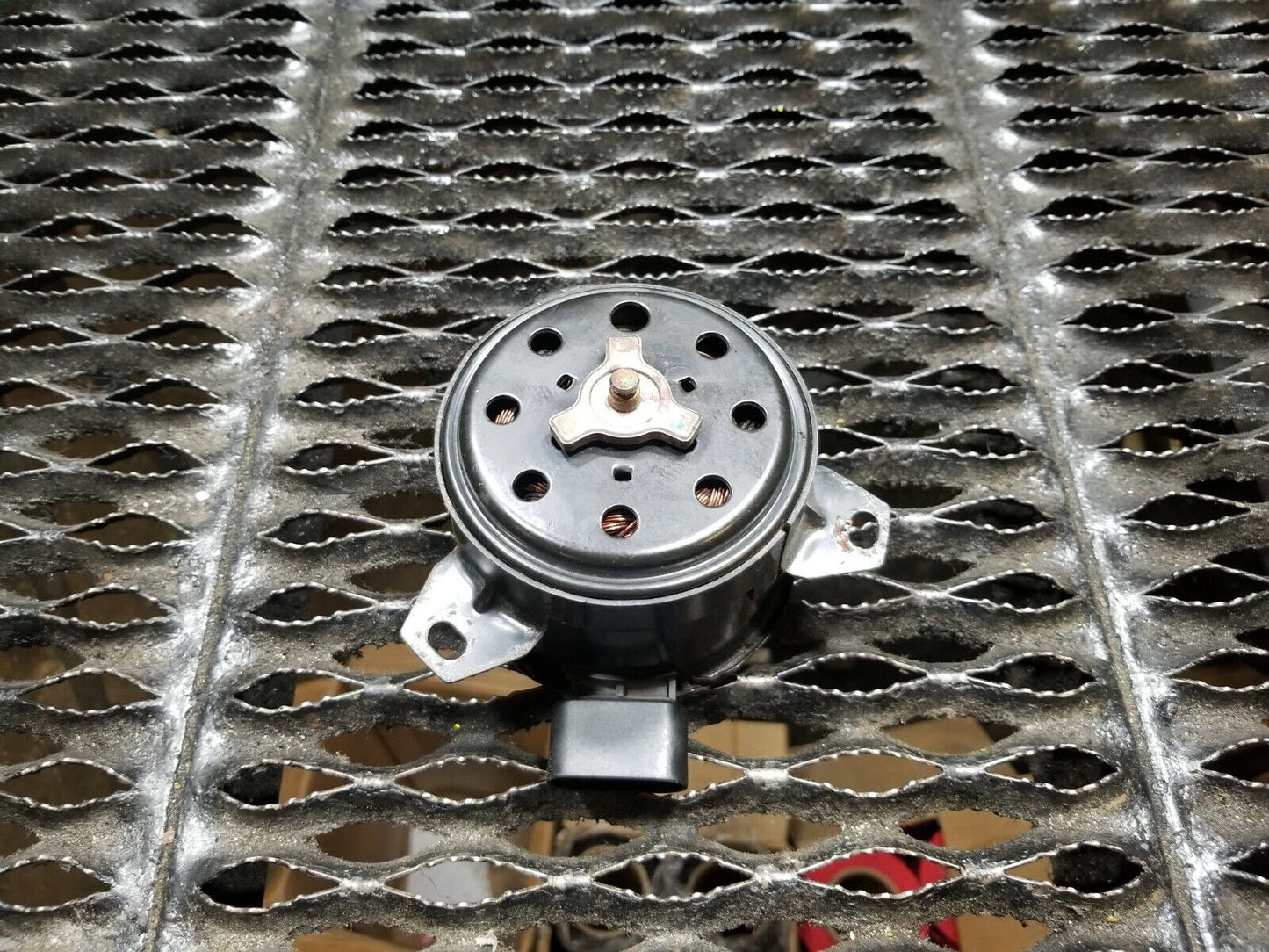 05 06 07 08 09 Ford Mustang 4.0l Radiator Cooling Fan Motor OEM 44k