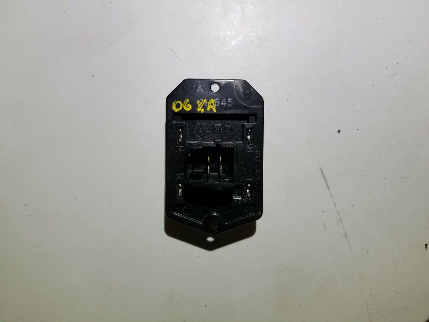 04 05 06 Scion Xa Blower Motor Resistor OEM