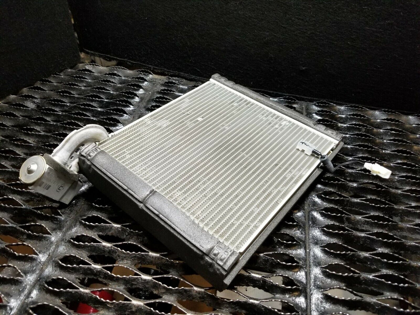 11 12 13 14 15 Lexus CT200h Evaporator Core OEM