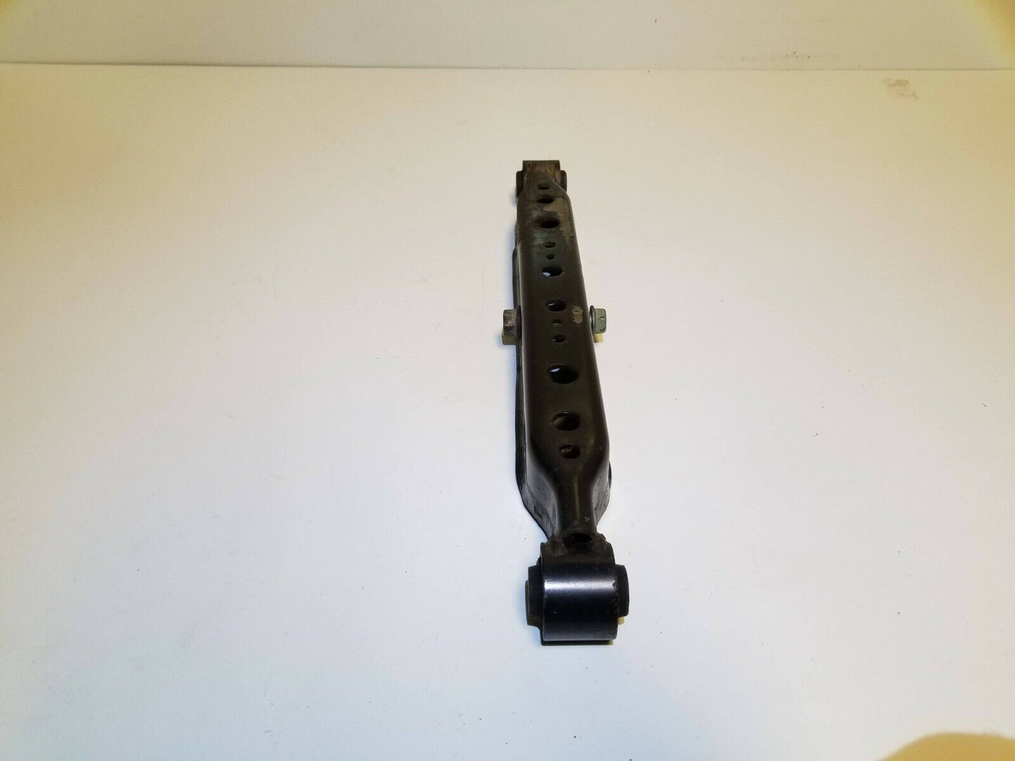 16 17 18 19 Nissan Rogue Rear Left Driver Side Lower Control Arm OEM 36k Miles