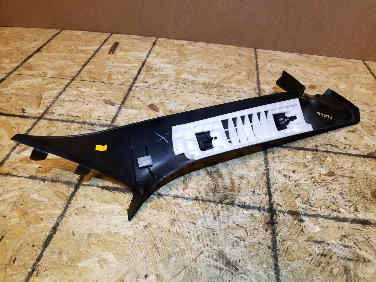 11 12 13 14 Chrysler 200 Convertible Windshield A Pillar Trim Driver Side OEM