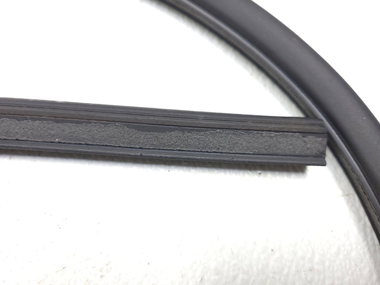 09 10 11 12 Volkswagen Cc Door Weatherstrip Seal Rear Left Driver Side OEM