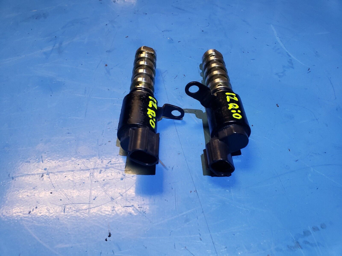 12 13 14 15 Kia Rio Vvt Solinoid Valve 2pcs OEM 54k