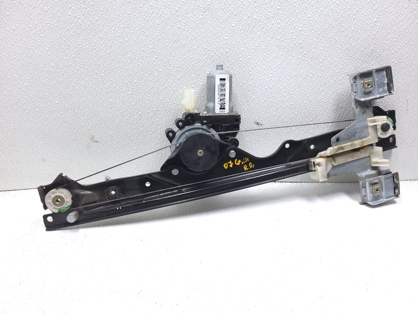 2006 - 2010 Jeep Grand Cherokee Rear Window Regulator & Motor Driver Left OEM
