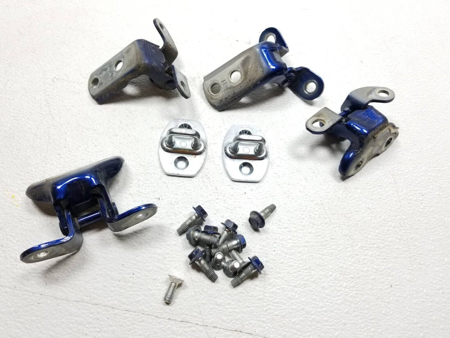 11 12 13 14 15 Toyota Prius Left Driver Side Door Hinge OEM •••color 8t5/fb10•••