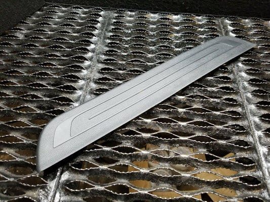 14 15 16 17 Hyundai Elantra Gt Interior Front Sill Plate Right Passenger OEM