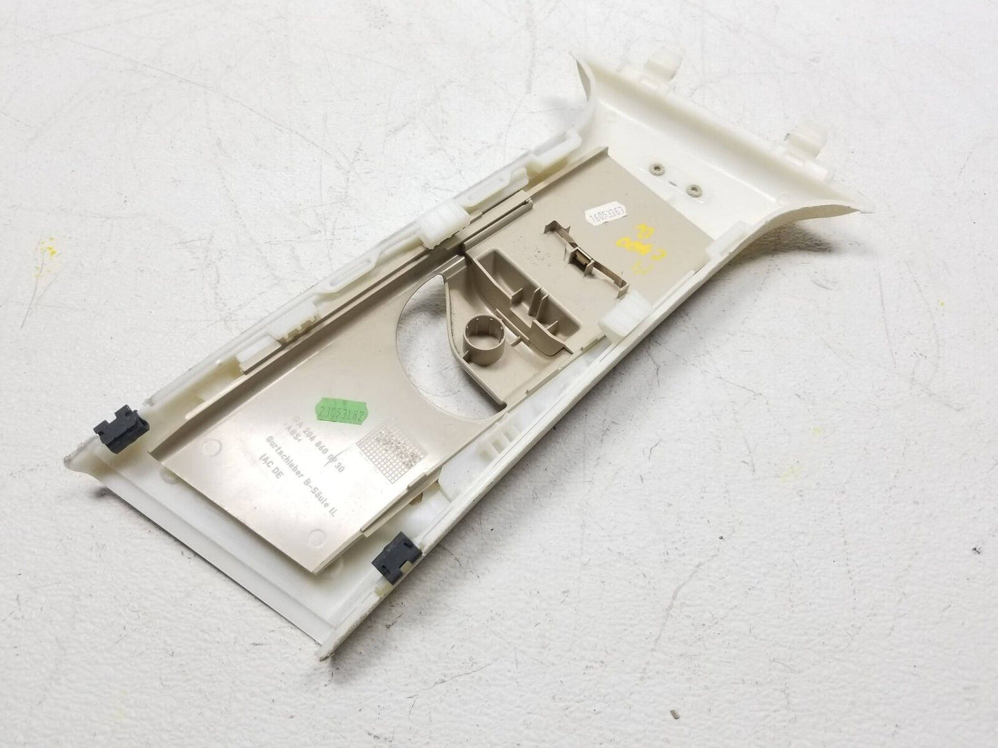 12 13 14 Mercedes-benz C300 Left Driver B Pillar Teim Cover Upper OEM