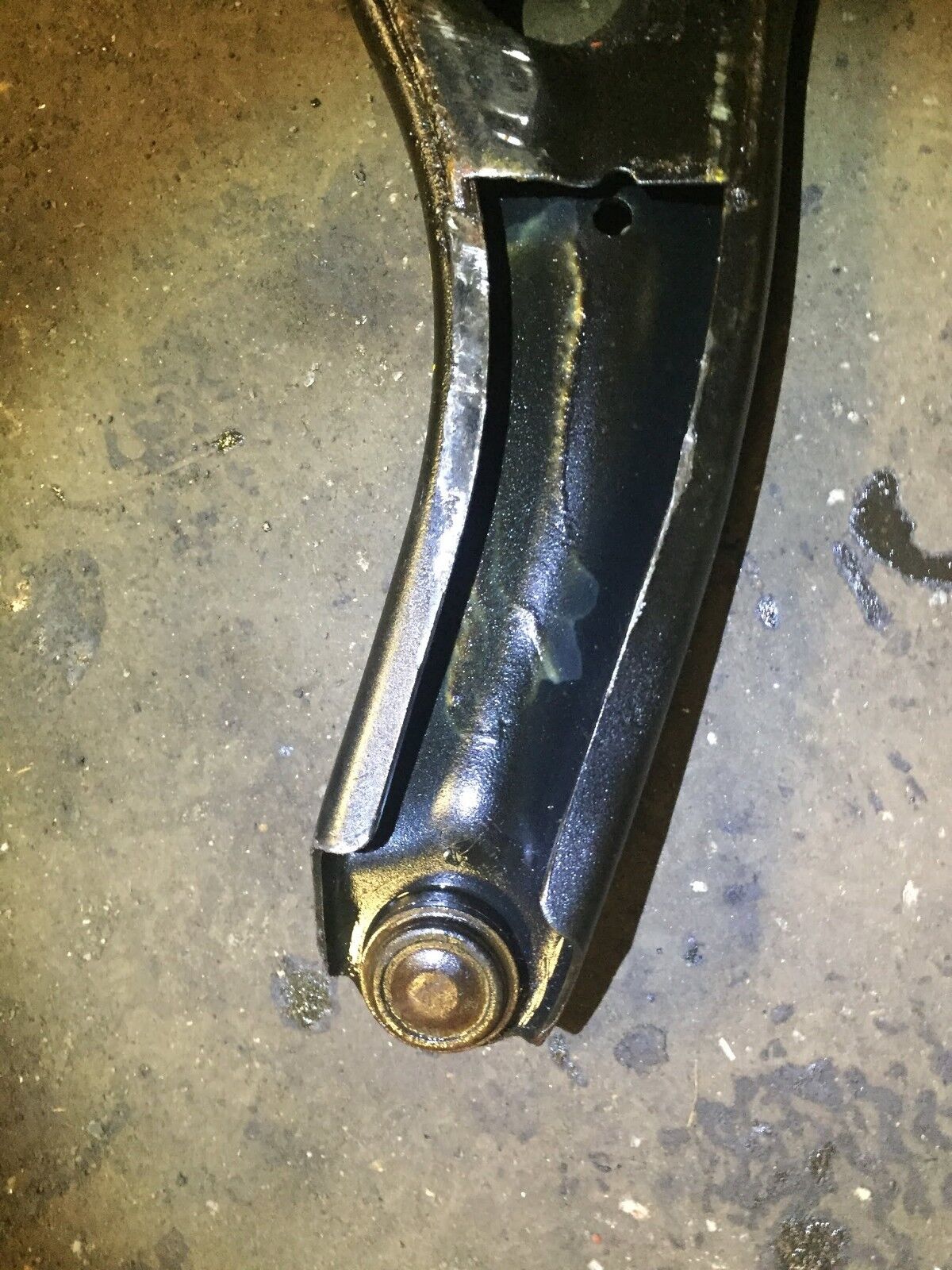 2010 2011 Kia Soul 2.0l Front Left Lower Control Arm OEM A1 57k