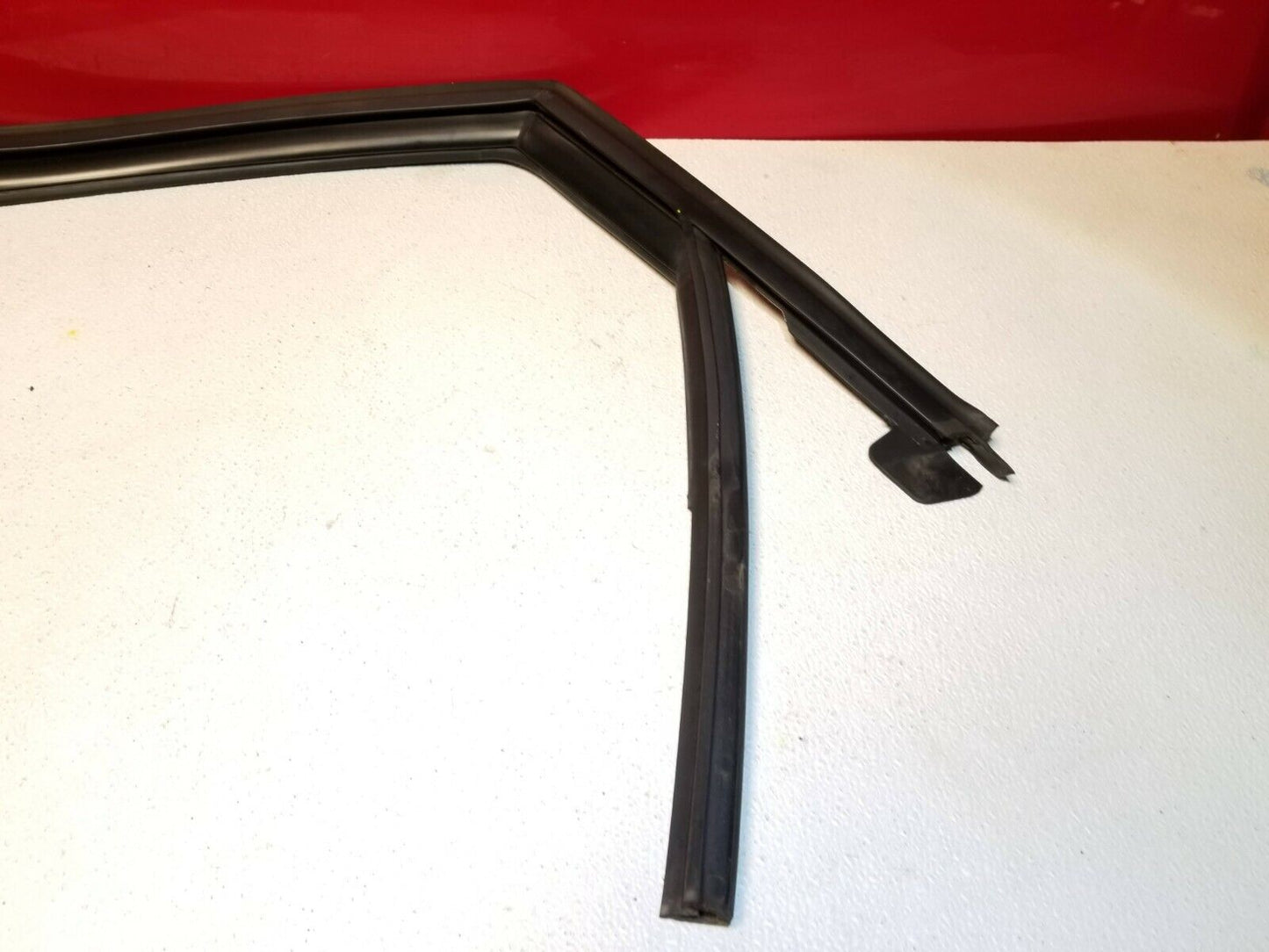 13 14 15 Audi A4 Sdn Rear Left Driver Door Window Weatherstrip Seal OEM