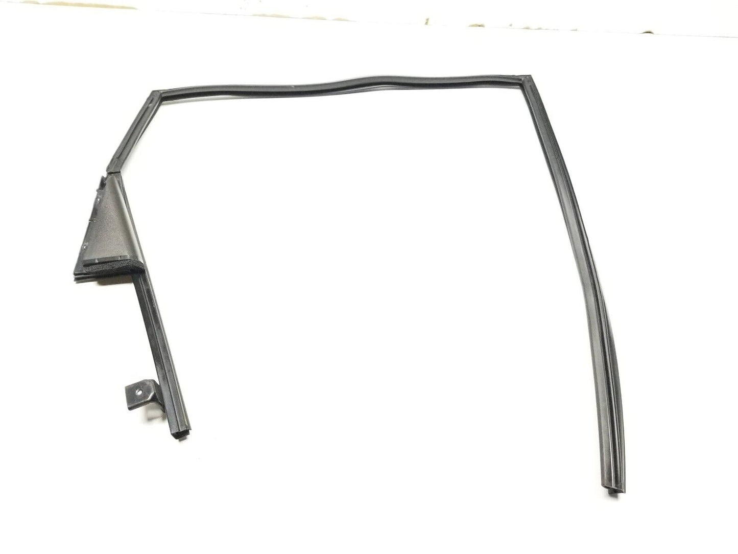 12 13 14 15 Nissan Rogue Rear Door Glass Weatherstrip Seal Driver Side OEM ✅