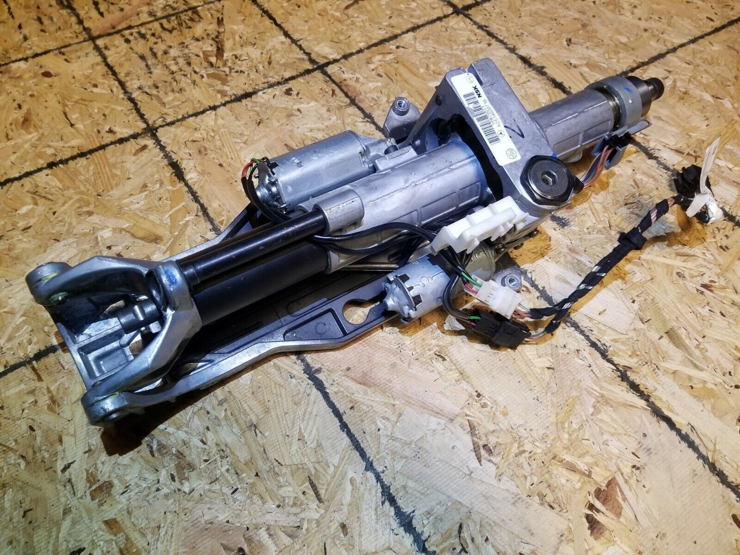 2010 Mercedes Benz R350 W251 Steering Column W/ Motors OEM