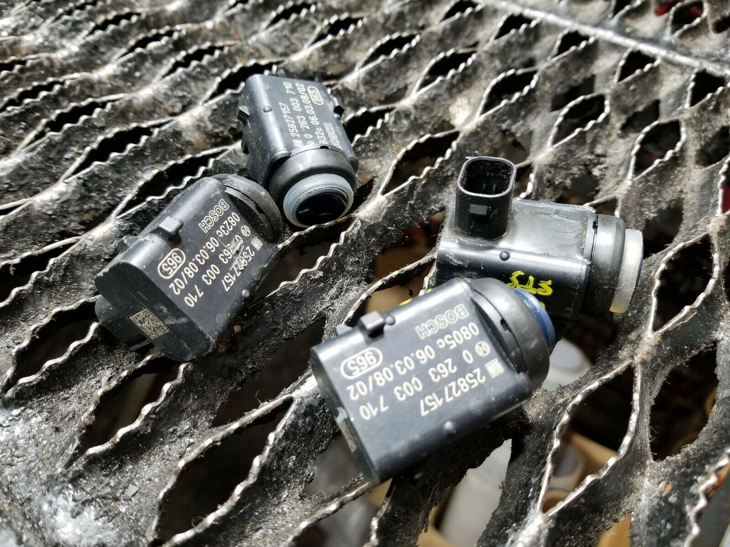 2008 2009 Cadillac STS Pdc Parking Assist Sensor 25827157 4pcs OEM