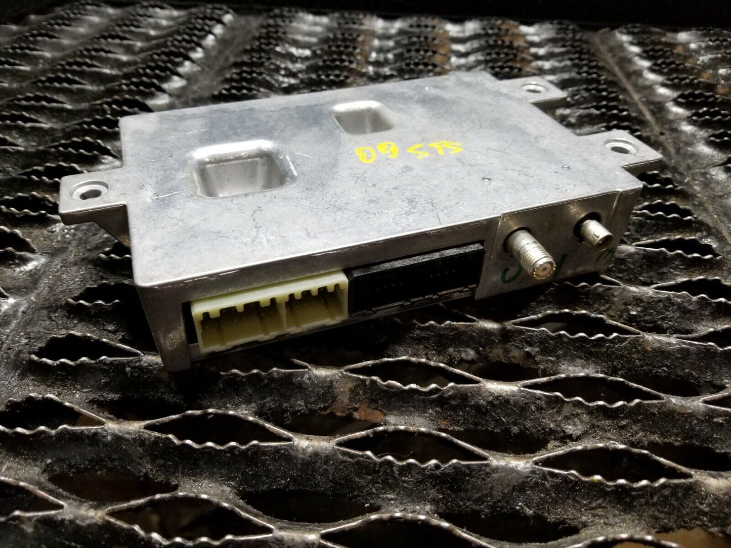 05 06 07 08 09 10 Cadillac STS Communication Ecu Ecm Computer Module OEM 62k