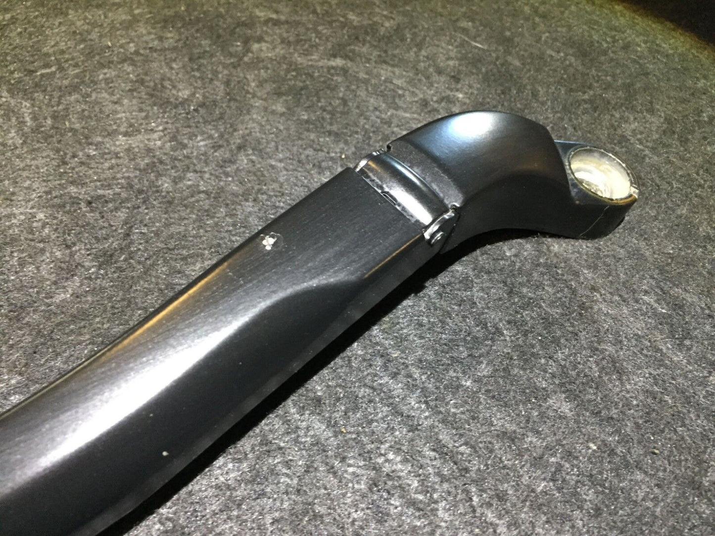 03 04 05 06 Porsche Cayenne Windshield Wiper Arm Front Left Driver Side OEM