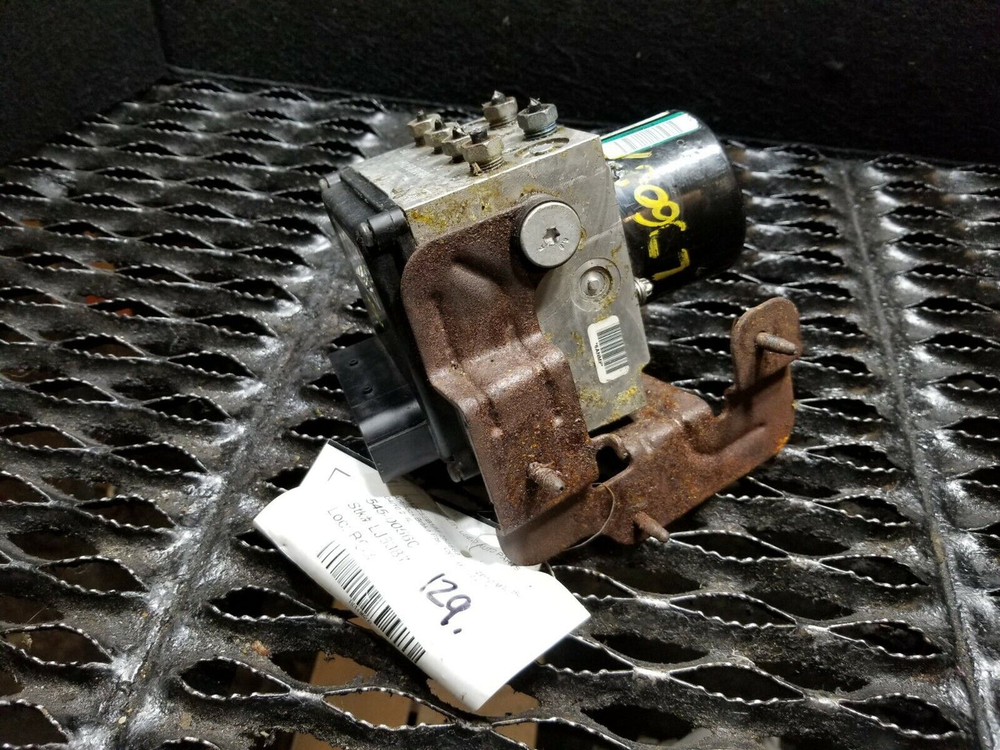 10 2010 Chevrolet Malibu ABS Pump Anti Lock Brake W/ Module 2.4l OEM #129