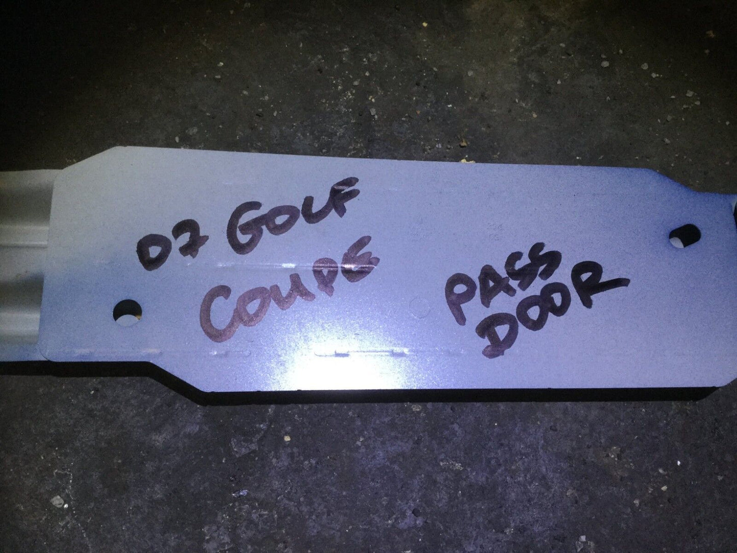 06 07 08 09 Volkswagen Golf Rabbit Coupe Right Pass Door Reinforcement Bar OEM