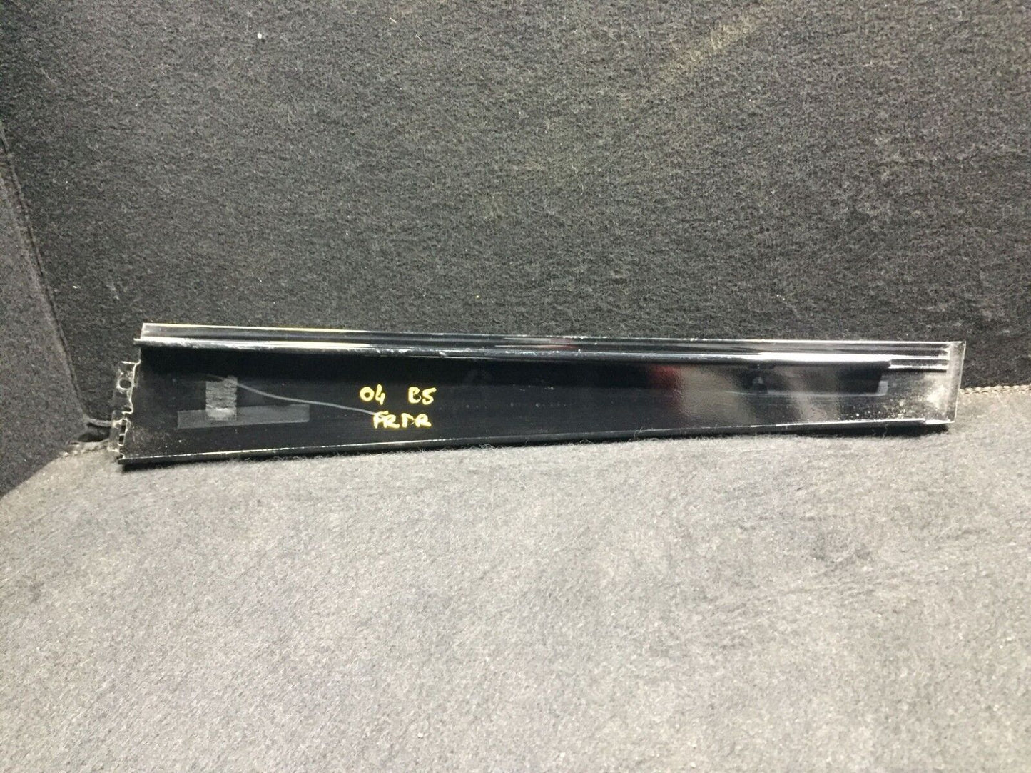 02-05 VW Passat Sedan Front Left Driver Exterior Door B Pillar Trim OEM D23
