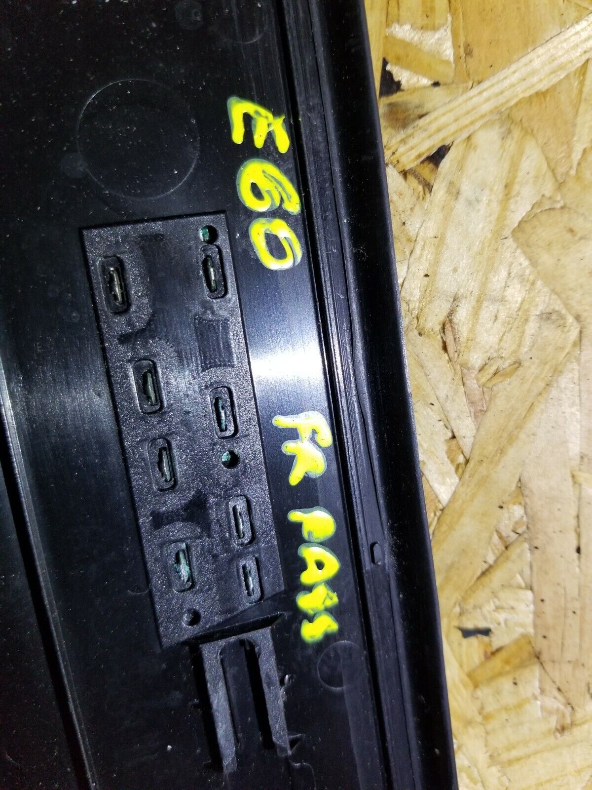 04 05 06 07 BMW 530xi E60 Front Door Sill Scuff Plate Cover Passenger Side  OEM