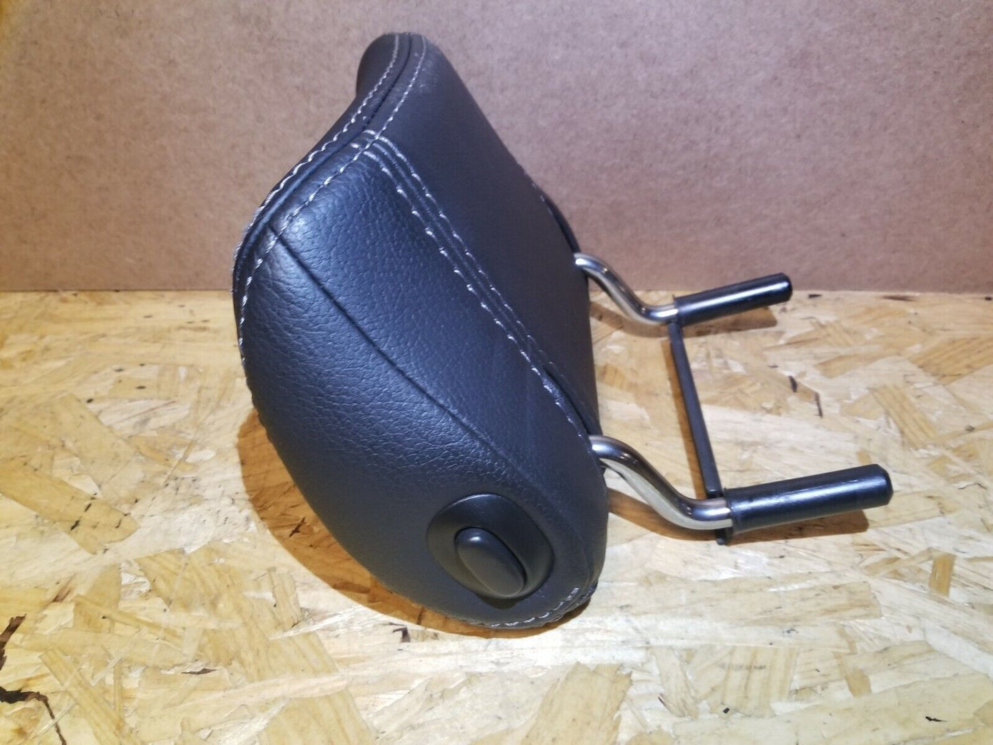 06 07 08 09 Saab 9-5 Aero Rear Left Driver Side Headrest Head Rest OEM