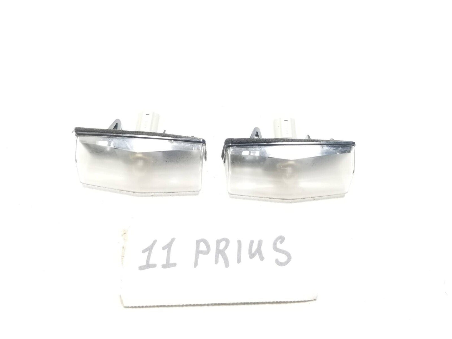 11 12 13 14 15 Toyota Prius Rear License Plate Light Lamp OEM