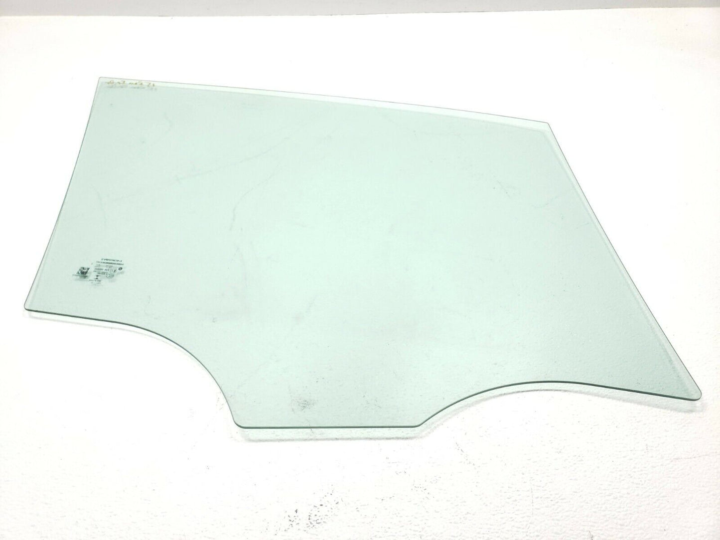 15 16 17 Jeep Renegade Front Left Driver Door Window Glass OEM 62k Miles